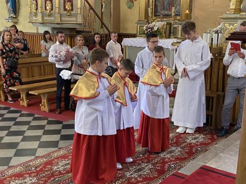 2022.06 Błogosławieństwo nowych ministrant&oacute;w i scholistek